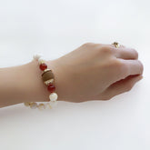Beaded Tridacna Bracelet with Herbal Bead